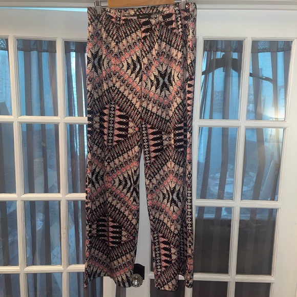 AB Studio Pants - AB Studio Black and Red Geometric wide leg pants woman’s large EUC